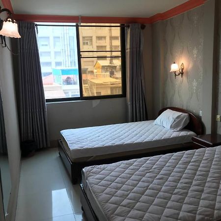 Rs Galaxy Hotel بنوم بنه المظهر الخارجي الصورة
