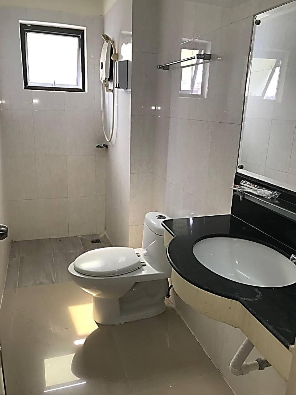 Rs Galaxy Hotel بنوم بنه المظهر الخارجي الصورة