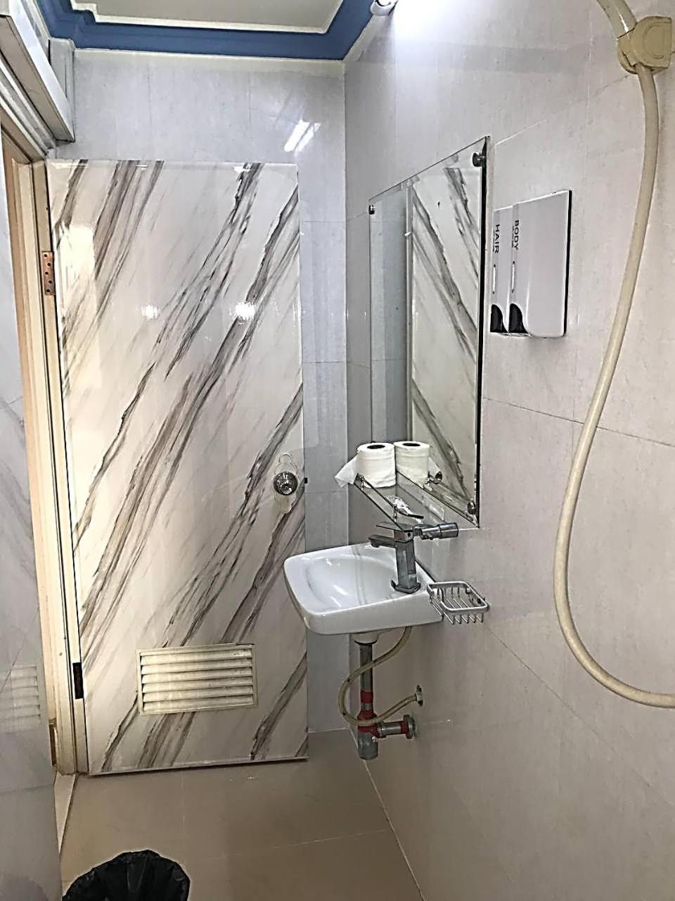 Rs Galaxy Hotel بنوم بنه المظهر الخارجي الصورة